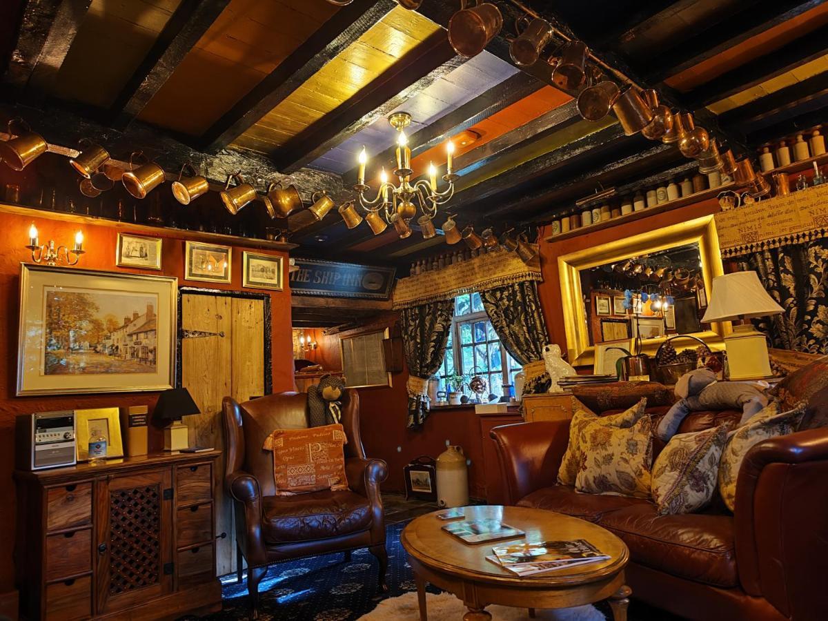 Wizards Thatch Luxury Suites Олдерли-Эдж Экстерьер фото