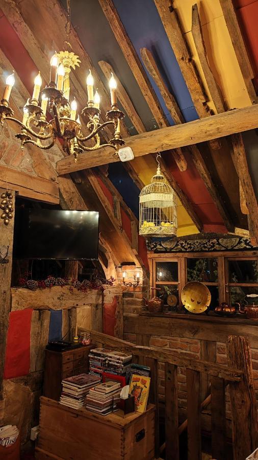 Wizards Thatch Luxury Suites Олдерли-Эдж Экстерьер фото