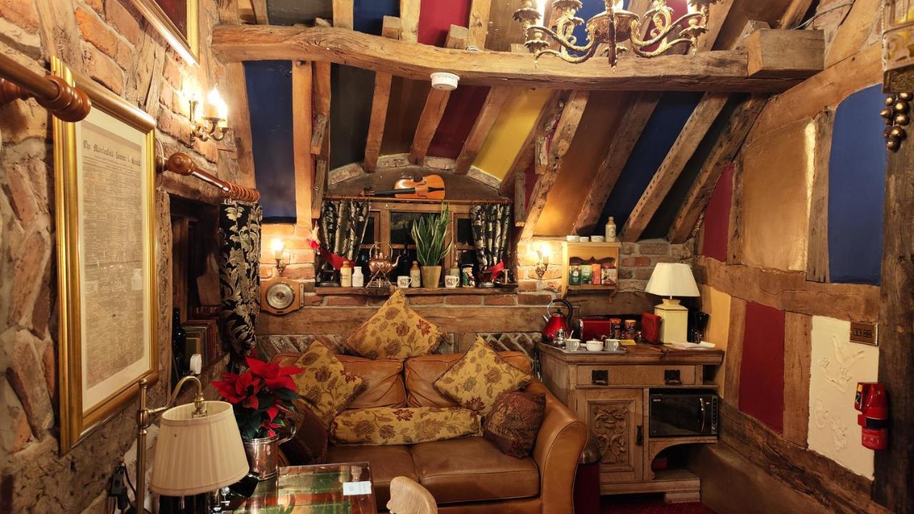 Wizards Thatch Luxury Suites Олдерли-Эдж Экстерьер фото