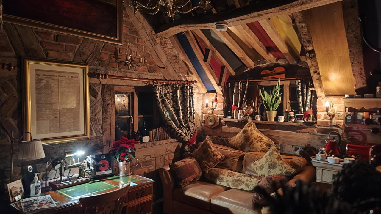 Wizards Thatch Luxury Suites Олдерли-Эдж Экстерьер фото