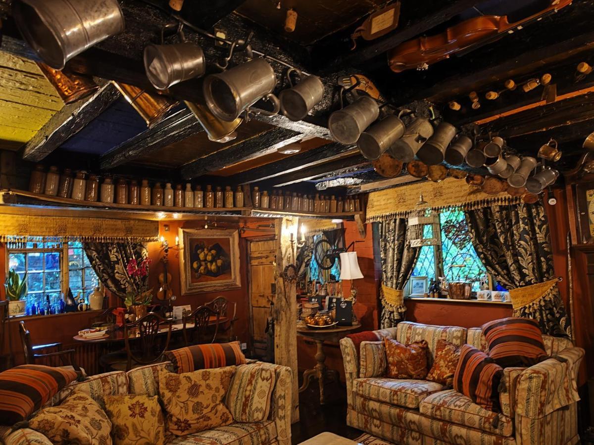 Wizards Thatch Luxury Suites Олдерли-Эдж Экстерьер фото